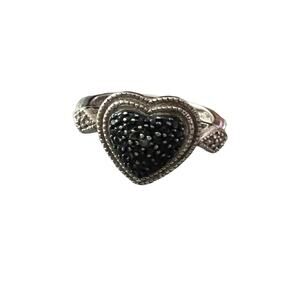 925 Sterling Silver Heart Ring Size 7 by Sun